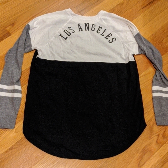 Hollister Los Angeles Long Sleeve Tee - Picture 3 of 4